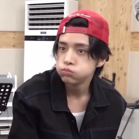 deerkw_05's tweet photo. 🐶🎀🧢 https://t.co/IPlvU1WZYO