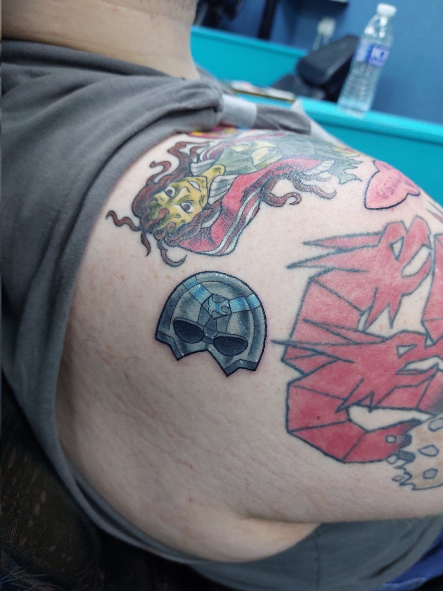 LittleLambTatts's tweet photo. 🪖🦅⭐️Lil Peacemaker helmet⭐️🦅🪖
I really need to catch up, didnt finish S1 cause i got tied up with better call saul
DM or contact me via my website to book!
https://t.co/5OZnb9N7aJ
#uktattooartist #peacemaker #peacemakers2 https://t.co/c4b0UGpzRs