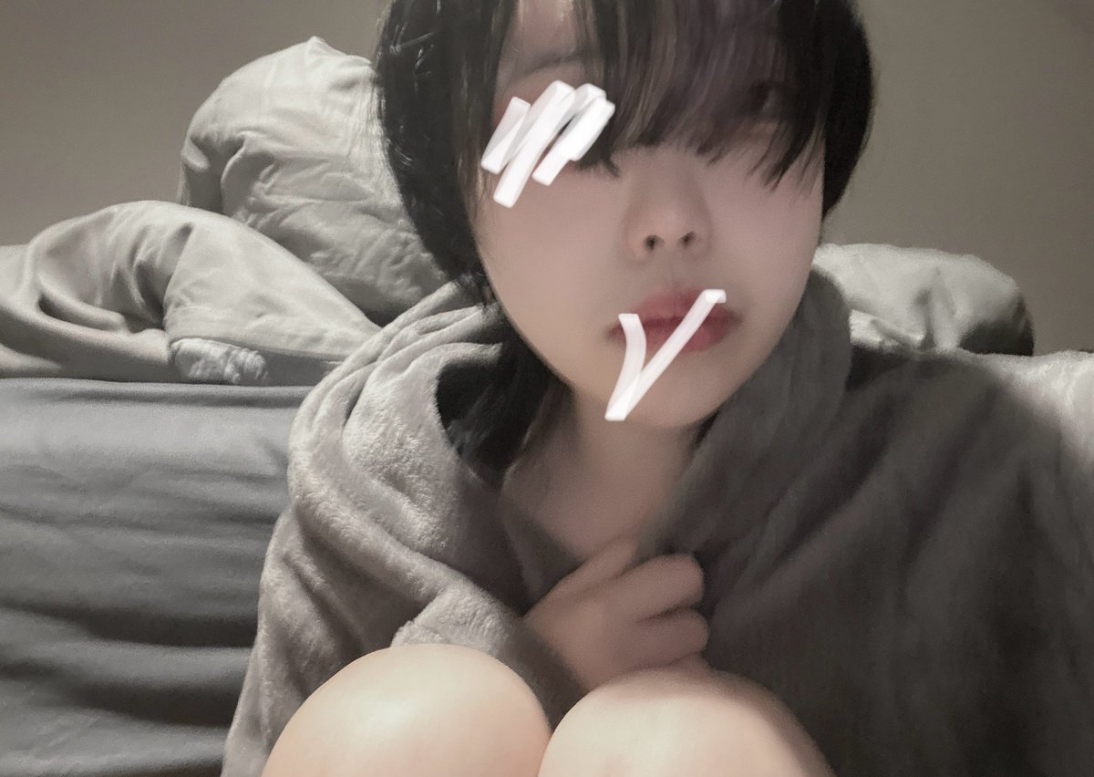 sin___000___2's tweet photo. さむいね https://t.co/cB6Fz4HMK1