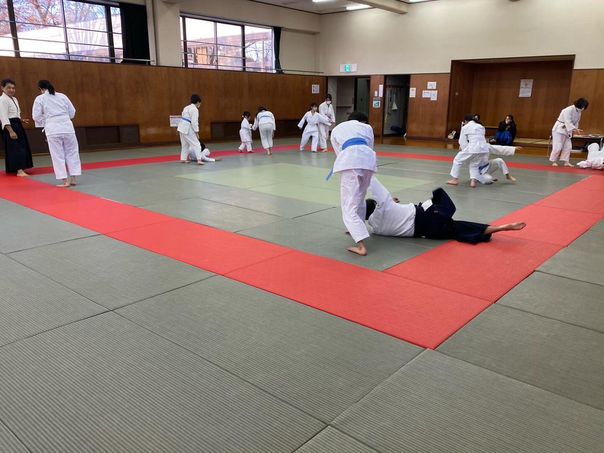 sayamashiaikido's tweet photo. 今年は人数も少しずつ増え充実して参りました😌今日は少年部の審査も行いましたが、皆日頃の成果を十分に発揮してくれました😉来週は稽古納めです。皆さんと楽しく稽古して一年を締めくくりたいと思います🙇‍♂️

#狭山市合気道 #狭山市合気道教室 #狭山市武道 #狭山市習い事 #智光山 #狭山市立総合体育館 https://t.co/lODzDaaitR
