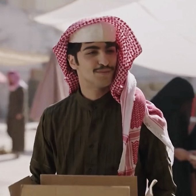 dhwareactions's tweet image. “don’t fall in                        “but I already did.”
love with me.”