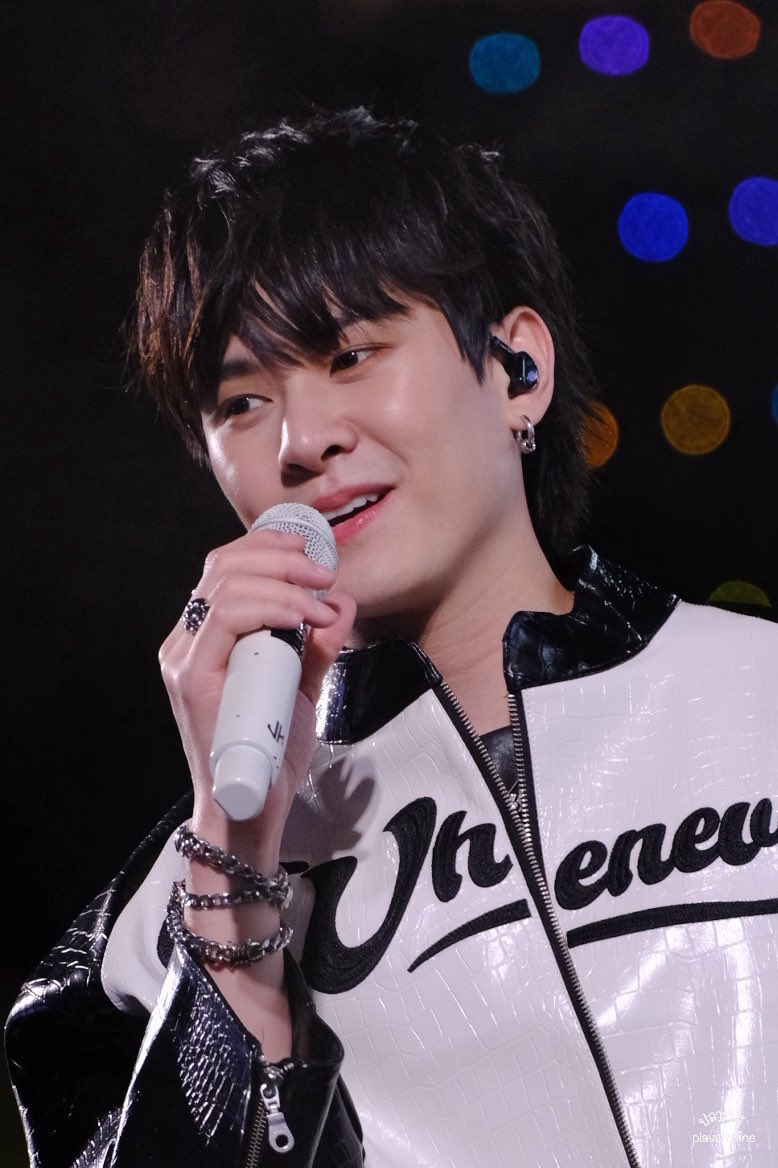 หล่อจังอะ...เดี๋ยวนี้ร่างพี่จักรทุกงานเลย 🫣

JACKIE SiamMusicFest 2025 
#SMF25xJACKIE #JackieJackrin
#SiamMusicFest2025