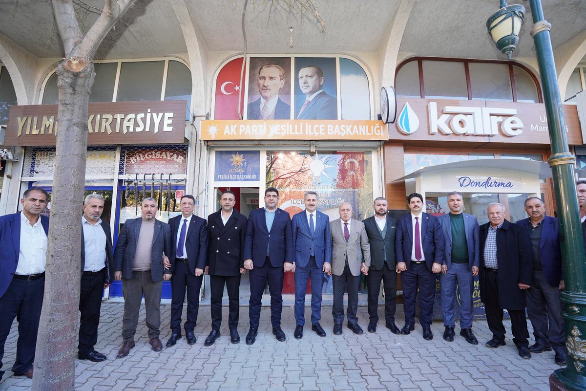 İsmiyle müsemma İlçemiz Yeşilli;
Genel Merkez Yerel Yönetimler Başkan Yardımcımız ve Bölge Koordinatörümüz Sayın Eyüp Eroğlu, İl Başkanımız Sayın Mehmet Uncu,il yerel yönetimler başkanımız Mehmet İleri ve Yeşilli Belediye Başkanımız Sayın Hayrettin Demir ile birlikte Yeşilli AK