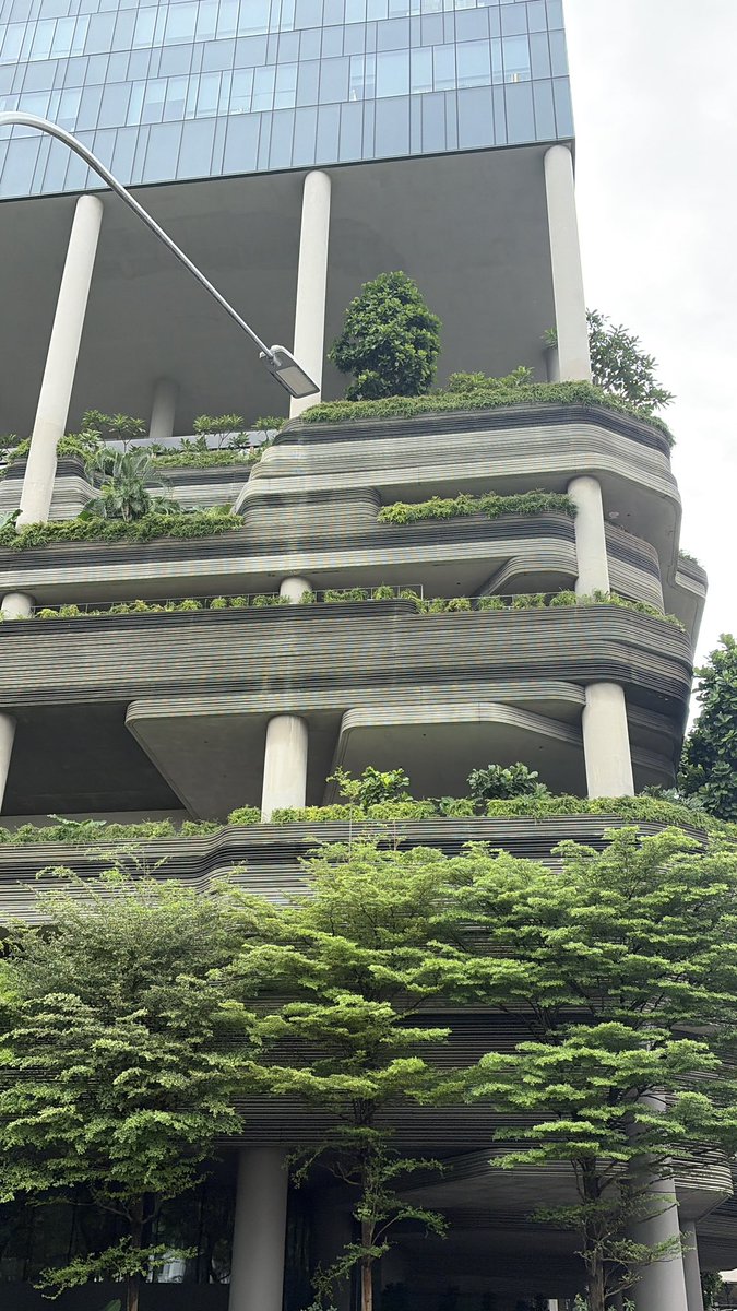 Love me a walkable city with a bunch of greenery