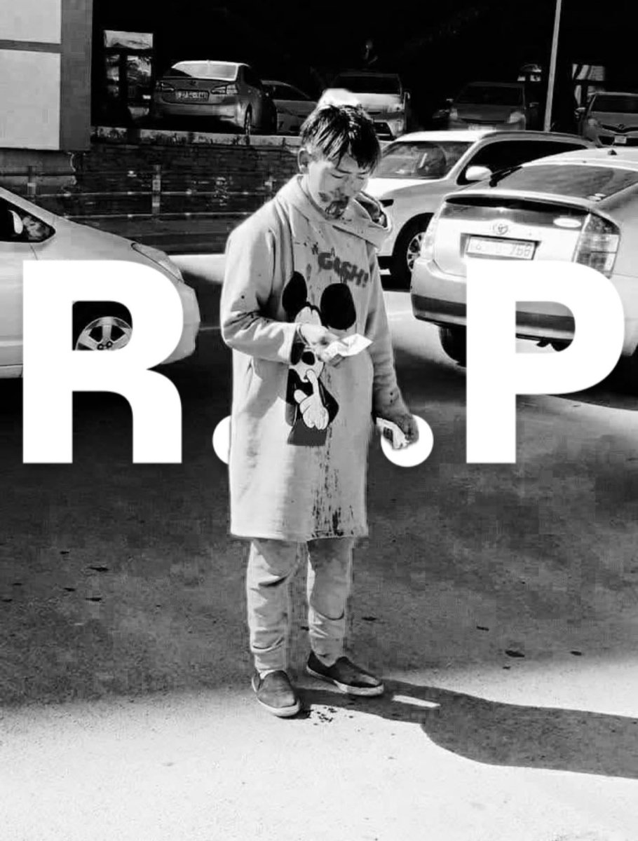 bold_7's tweet image. RIP 🙏🙏🙏