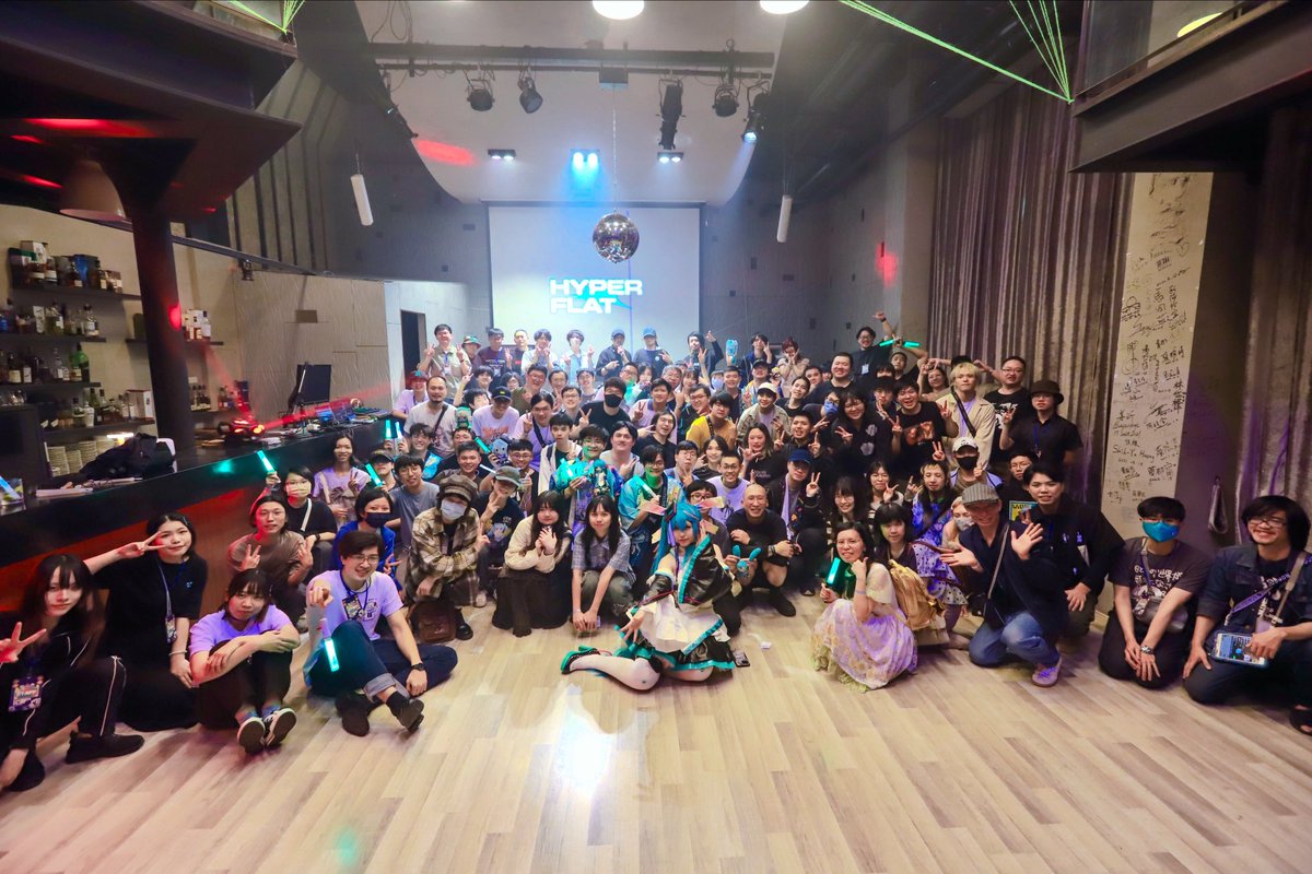 HYPER FLAT tweet media