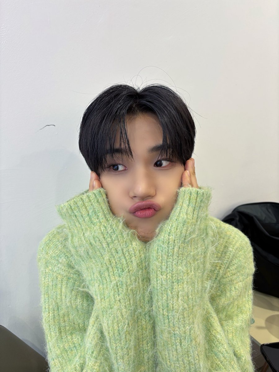 EVNNE ポラ 🟡 ARTIST STAGE | EVNNE | KCON JAPAN 2025 - YouTube