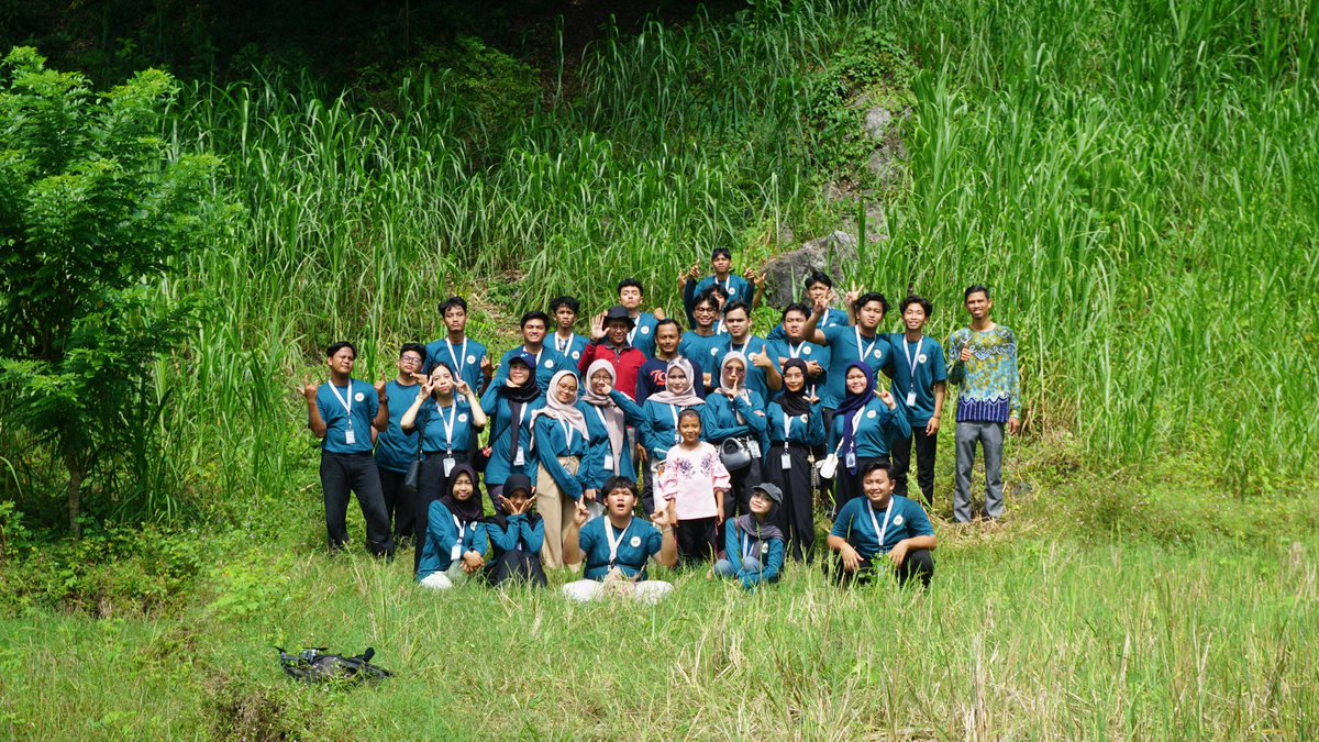 bemfapertaulm's tweet photo. 4-6 Juli 2025
==============
[SOCIAL PROJECT 2025]
Program Social Project 2025 mengusung tema “Dari Alam untuk Kehidupan: Mewujudkan Pertanian Sehat dan Kreasi Produk Lokal Bernilai”, sebagai bentuk kepedulian mahasiswa sekaligus mendorong pengembangan potensi didesa matang batas https://t.co/9LSYWsLGMD