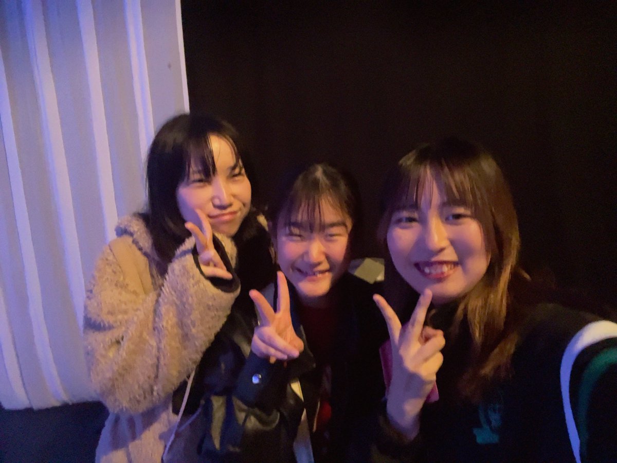 本日もご来場ご観劇ありがとうございます
そしてWカーテンコールも！！
とっても嬉しすぎました！

今日は初舞台からお世話になってる
優里さんと八慧ちゃんが来てくれました❤︎
嬉しい(*^^*)

 #PANGEA2025 明日はいよいよ千秋楽！
最後まで全力で
☀️11:30開場/12:00開演
 お早めにご来場ください！