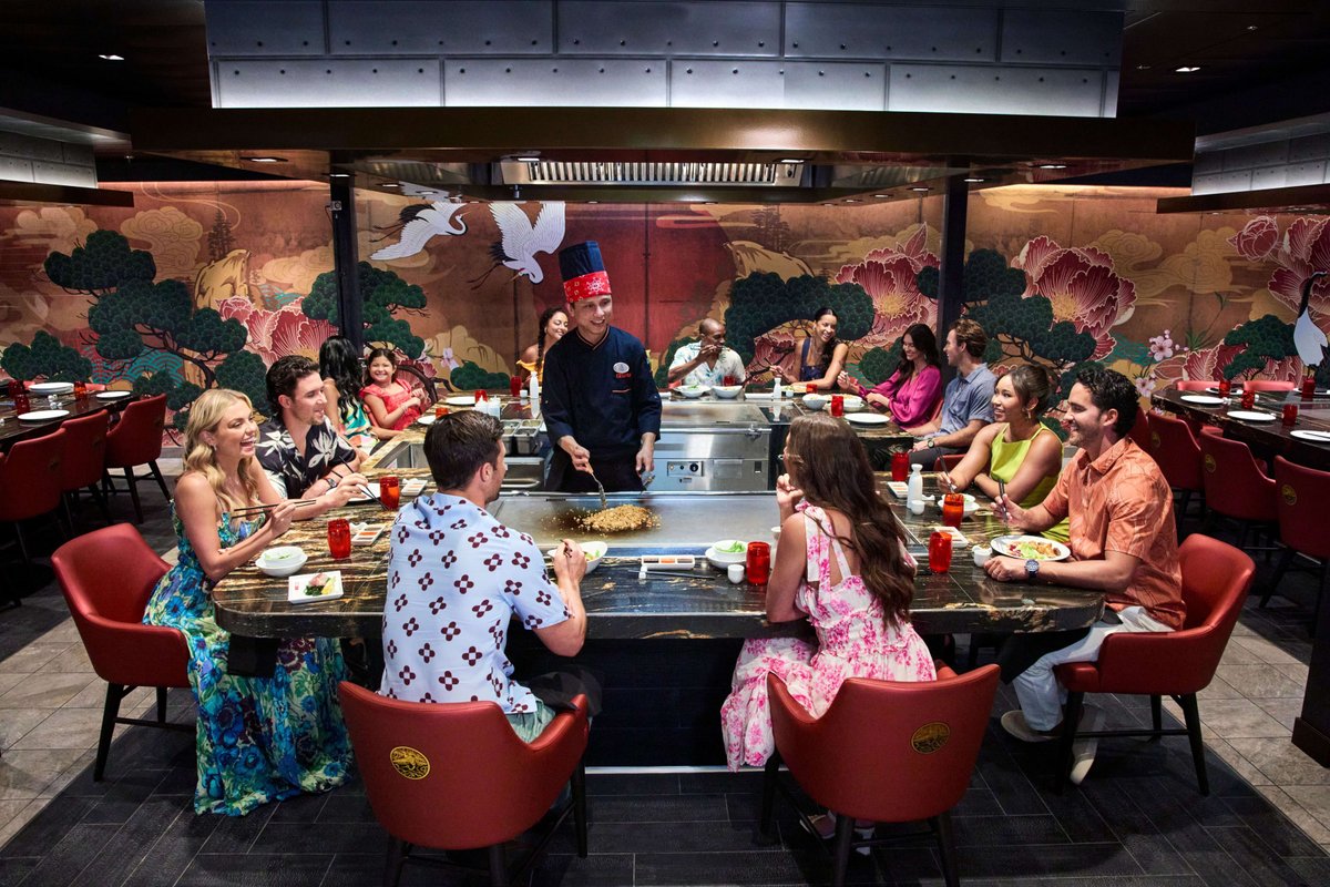 CastlesTravels's tweet photo. Birthday wishes just got a delicious upgrade! 🎉 From thrilling hibachi shows at Izumi to unforgettable family dinners at Giovanni’s, every moment is a celebration. Contact me, (214) 856-0122, to plan a birthday like never before onboard Royal Caribbean. 🍽️ #RoyalCaribbean #Birt https://t.co/m1mpjuIr9l