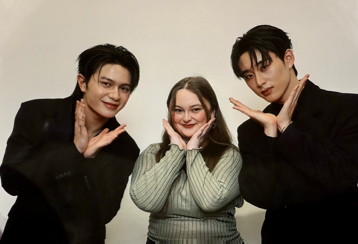 happyhanjisung's tweet image. ignore me being there but

OMGGGGGGG

WILLIAMEST ROME 1ST MEET 
#WilliamEst1stFMinRome 
#williamjkp #est_rvp
#WilliamEst