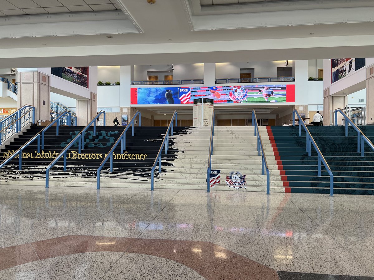 Good morning Tampa Bay! We are excited to see all of our friends from across the country here with us in Florida for the <a href="/NIAAA9100/">NIAAA</a> Athletic Directors Conference! 🍊