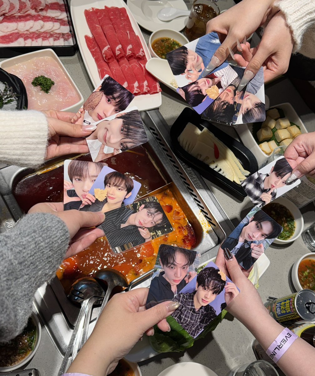 오래오레오 tweet media