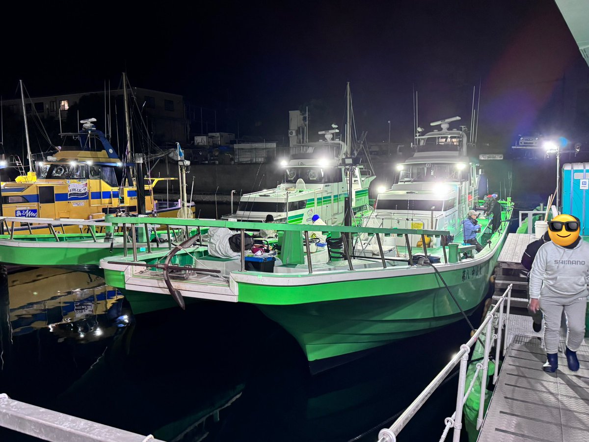 daizu_fishing's tweet photo. 本日の釣果
中山丸さんでLTアジ（7回目）
アジ×47
サバ×3
カサゴ×2
サメ🦈×2
子供が初めてのLTアジでした
自分はまたやっぱり手際が悪い事を実感
まだまだまだまだ修行が足りません
#中山丸
#アジ
#釣果 https://t.co/sm0W6pX48e