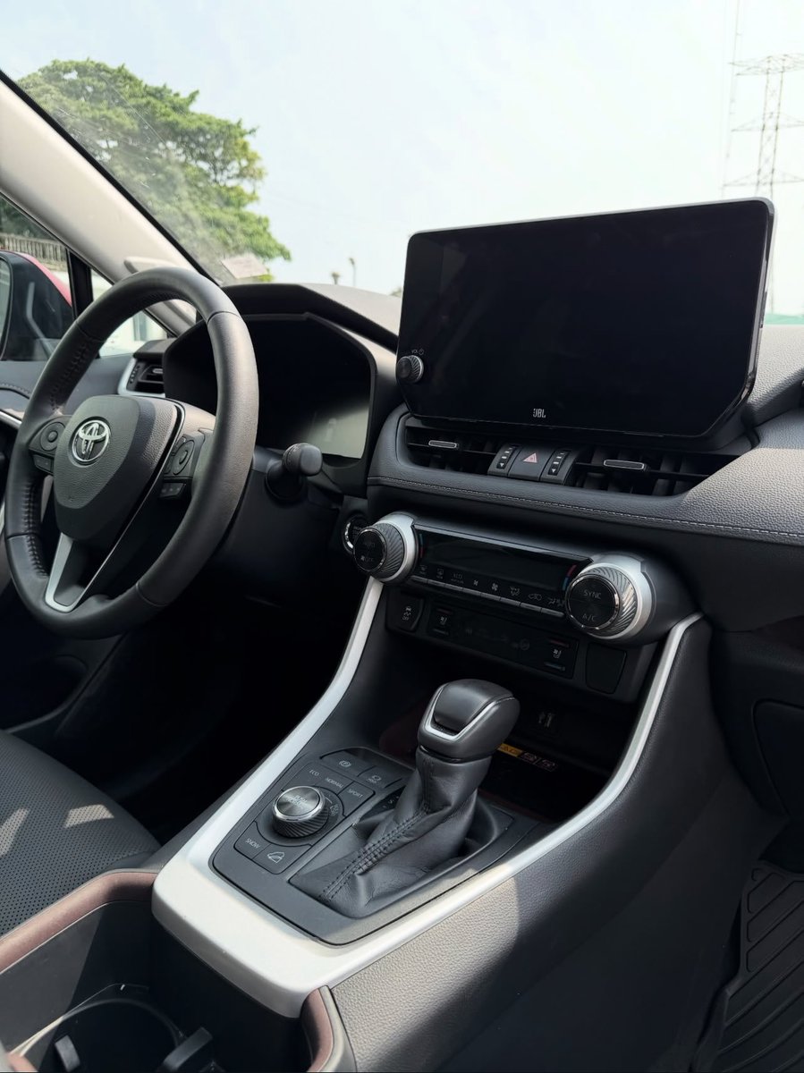 abegautos's tweet photo. Foreign Used Toyota RAV4 2023

🏷️Price: 67M

📍Location: Lekki Ajah  Expressway  Victoria Garden City (VGC) By Eleganza Gardens, Facing The New VGC Bridge 

Contact: WhatsApp + call 08051371807

#Toyota #Business #CarSale #Abegautos https://t.co/JoUjo8PM1m