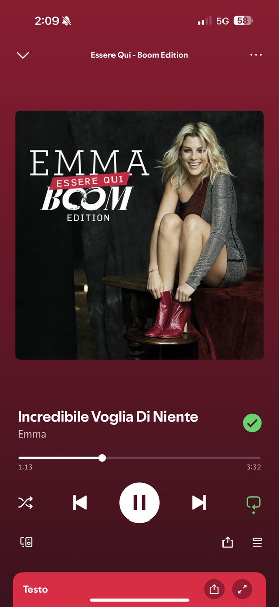 crushskullboy's tweet photo. ma questa bomba quando la mandiamo VIRALEEEEEE 🌟 @MarroneEmma #LAmoreNonMiBasta #emma #viral https://t.co/wd8WKpERWq