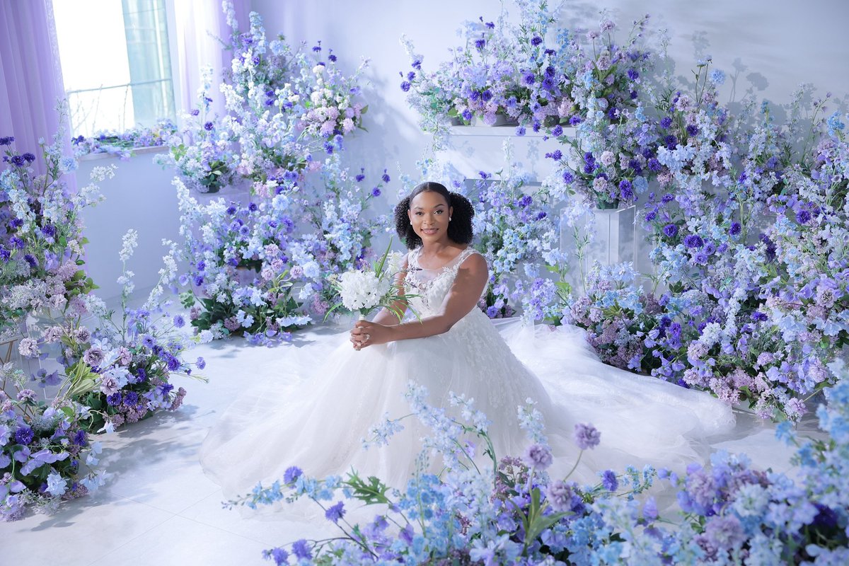 MarieAqua1's tweet photo. Dear Brides, 
F1 or F2?? https://t.co/Vl38rrcfDQ