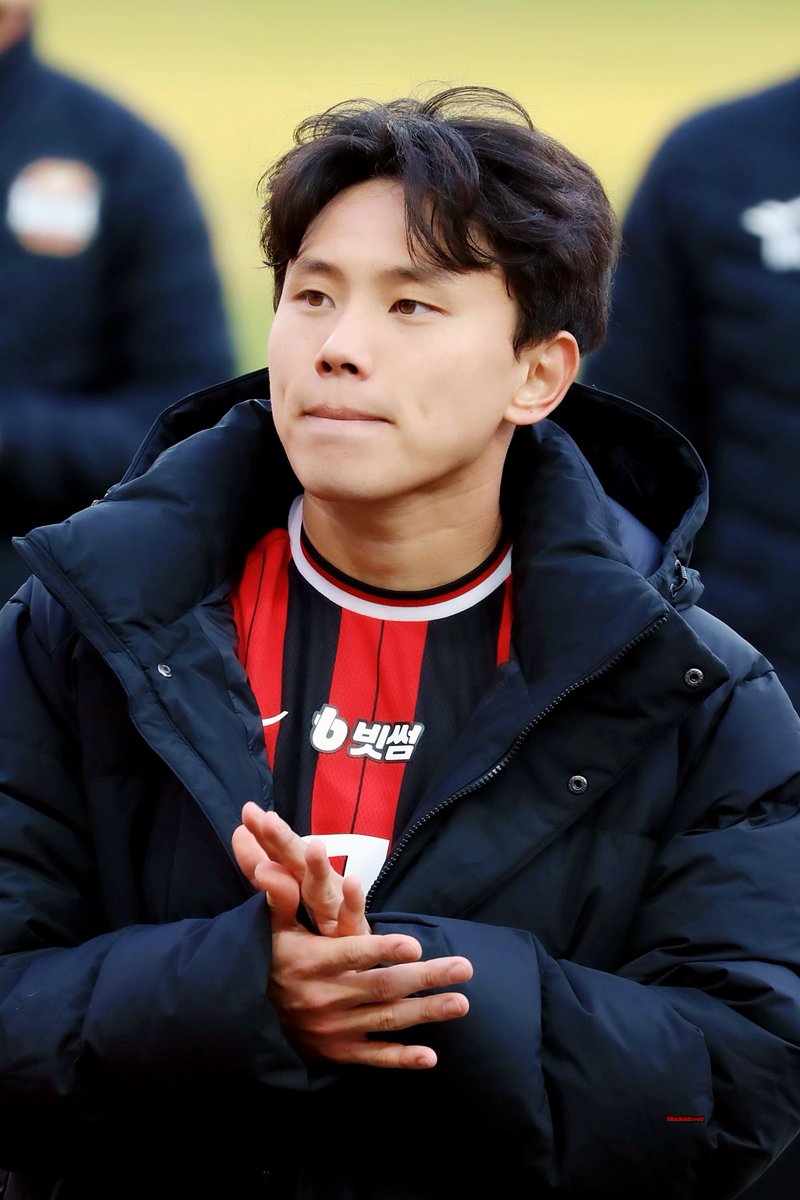 영욱이가 천년만년 함께 했음 조켄네... 조켄네...