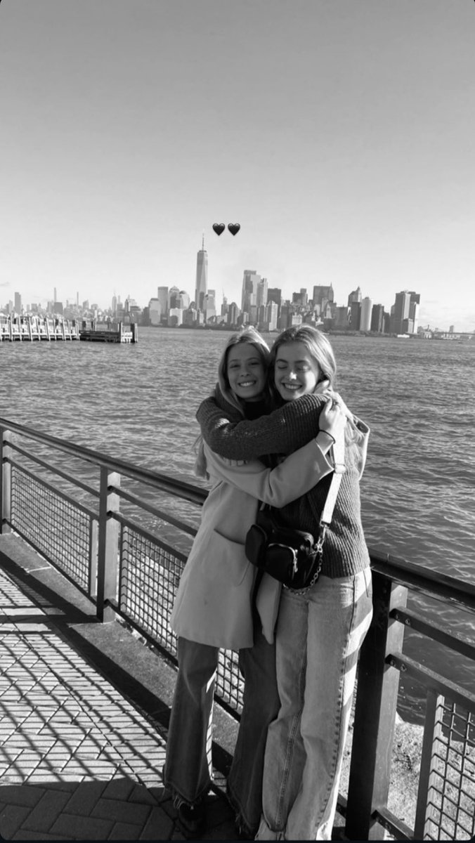 lyrbay_'s tweet photo. Oli en el ig de su hermana  #OTDirecto13D https://t.co/DxA9tC9ZGG