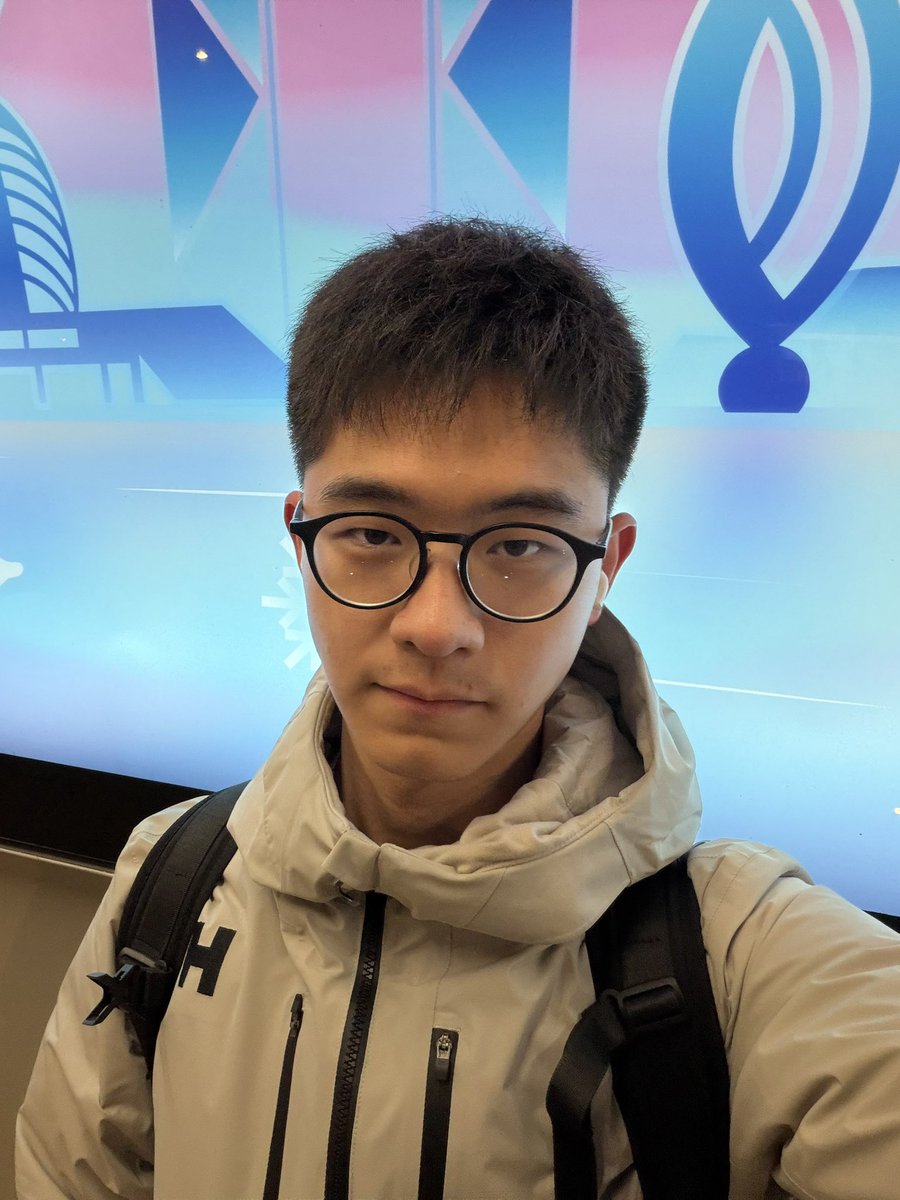 RenderignLiu's tweet image. 看看你的👀