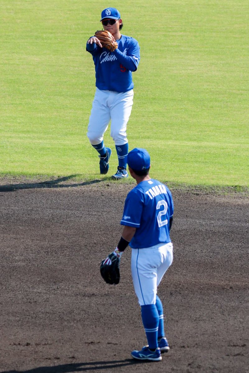 二遊間 村松開人 田中幹也
