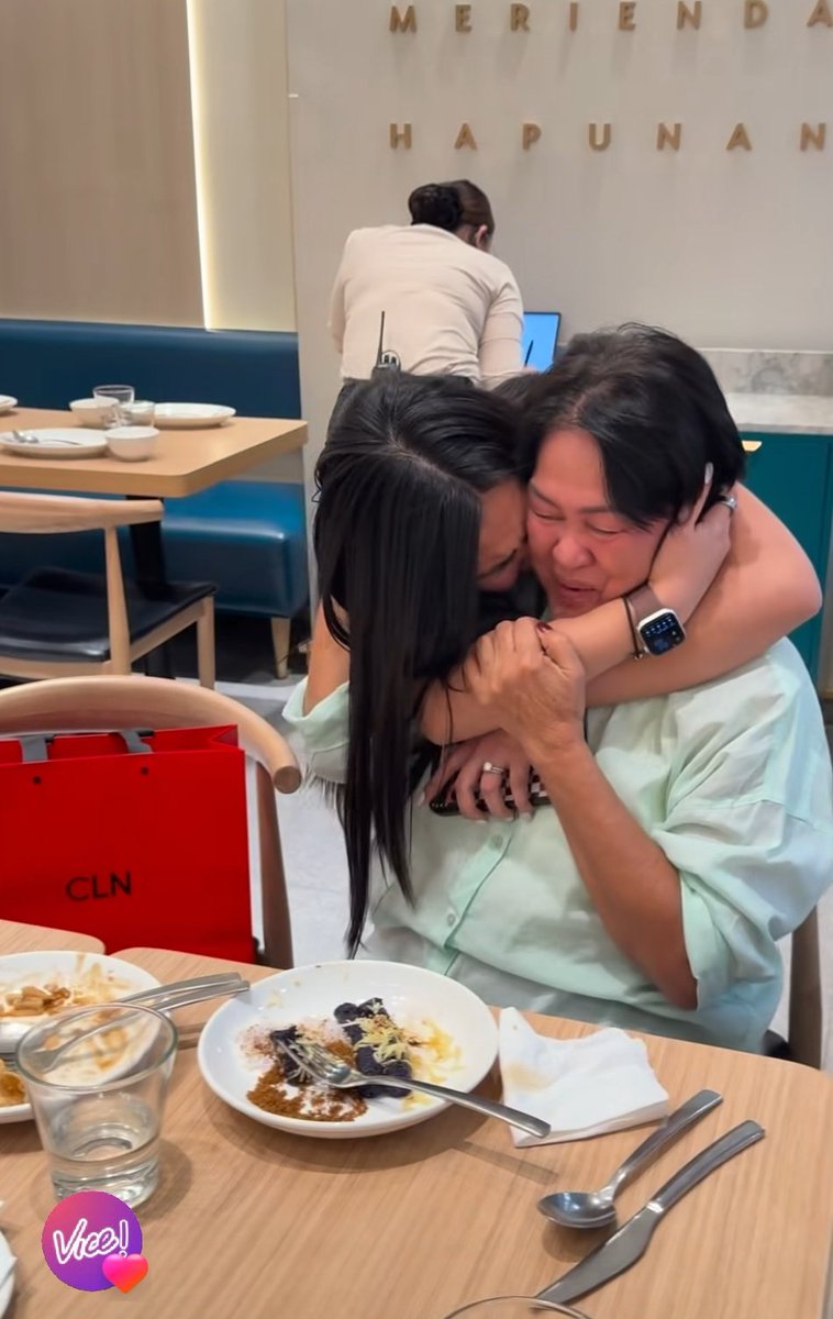 j4stm4yn's tweet image. Awwww napacomment si vg sa post ni ate nat!🥹🫶