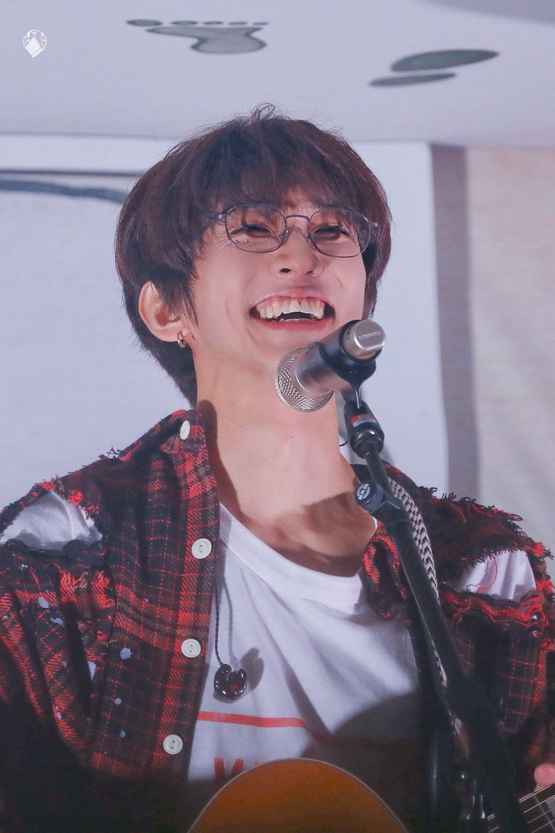 𝟮𝟬𝟮𝟱 𝗟𝗘𝗘 𝗦𝗘𝗨𝗡𝗚 𝗬𝗢𝗢𝗡 𝗖𝗢𝗡𝗖𝗘𝗥𝗧 [𝗨𝗥𝗗𝗜𝗡𝗚𝗔𝗥]
DAY2

#李承允 #이승윤