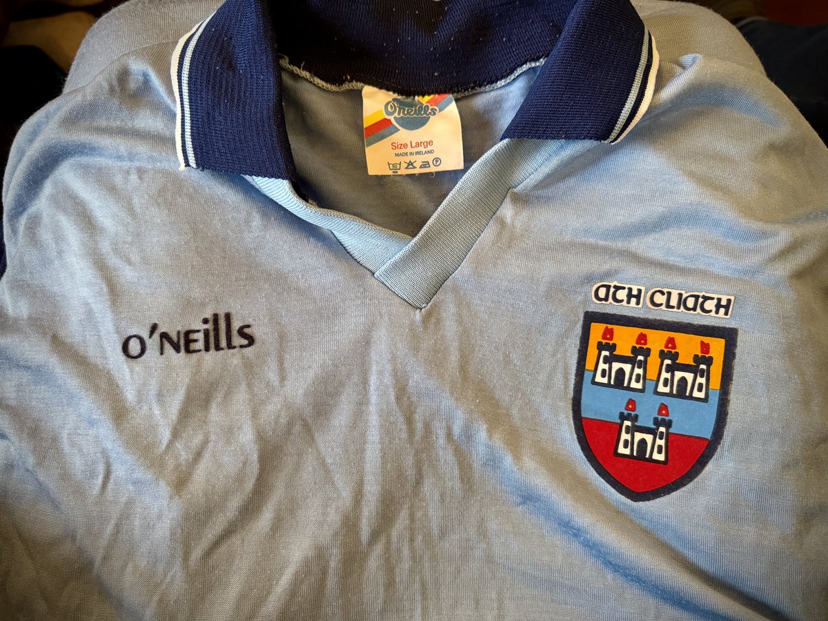 Barry Jones ® tweet media