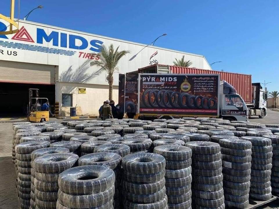 NestorSiurana's tweet photo. Lo de Egipto y su sector industrial empieza a asustar (para bien).
Con 10.000 nuevas fábricas construidas en menos de 7 años, el país ha visto crecer su sector industrial de 22.000 millones de dólares en 2014 a más de 70.000 millones de dólares en 2024.
Sus exportaciones aumentaron de 20.000 millones de dólares en 2014 a más de 60.000 millones de dólares en 2024.
Durante el mismo período, el PIB del país aumentó de 235 mil millones de dólares en 2017 a más de 400 mil millones de dólares en 2024.
Crecimiento imparable a base de creación de tejido industrial productivo, mucho ojo con Egipto.