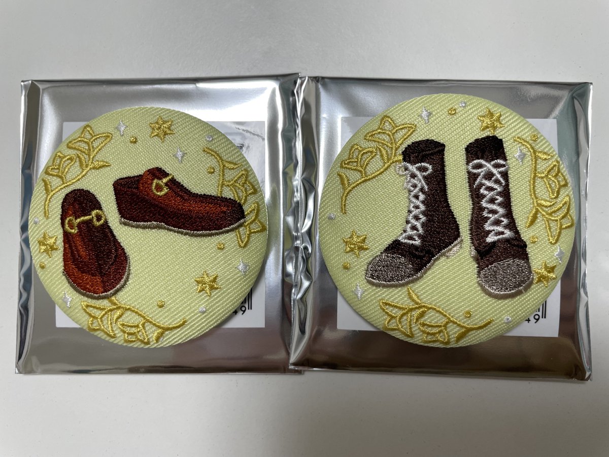 魔法使いの約束 まほやく 6周年 交換 刺繍缶バッジ 特典カード 譲