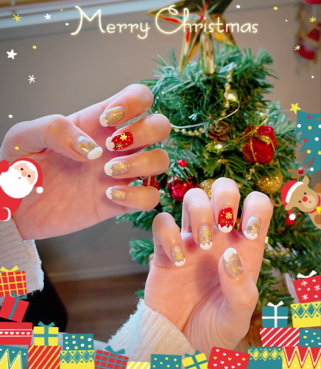 4mcfb's tweet photo. クリスマスの爪！
雪部分だけはマットコート塗ったこだわり☃️ https://t.co/OIwfv4FWNC