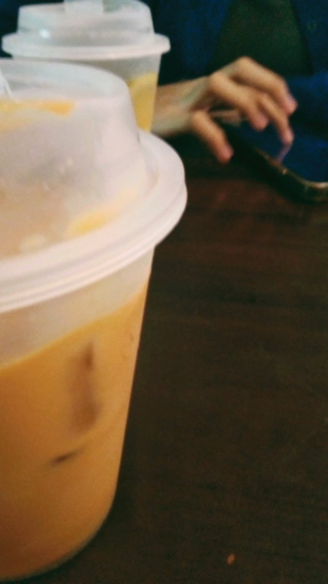 flowbluu's tweet image. tahun depan hemat