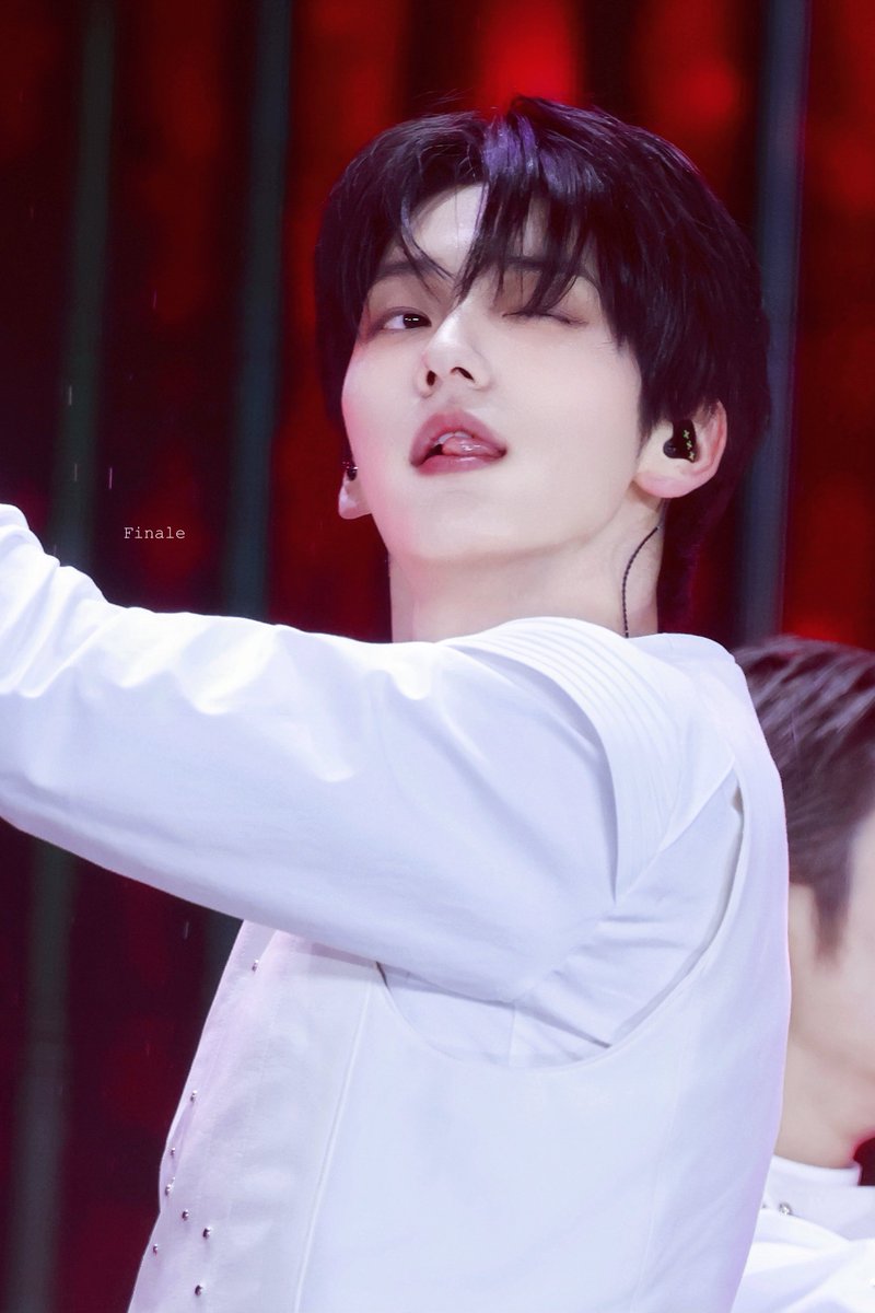 251213 #수빈 #SOOBIN #スビン #TXT #TOMORROW_X_TOGEHTER