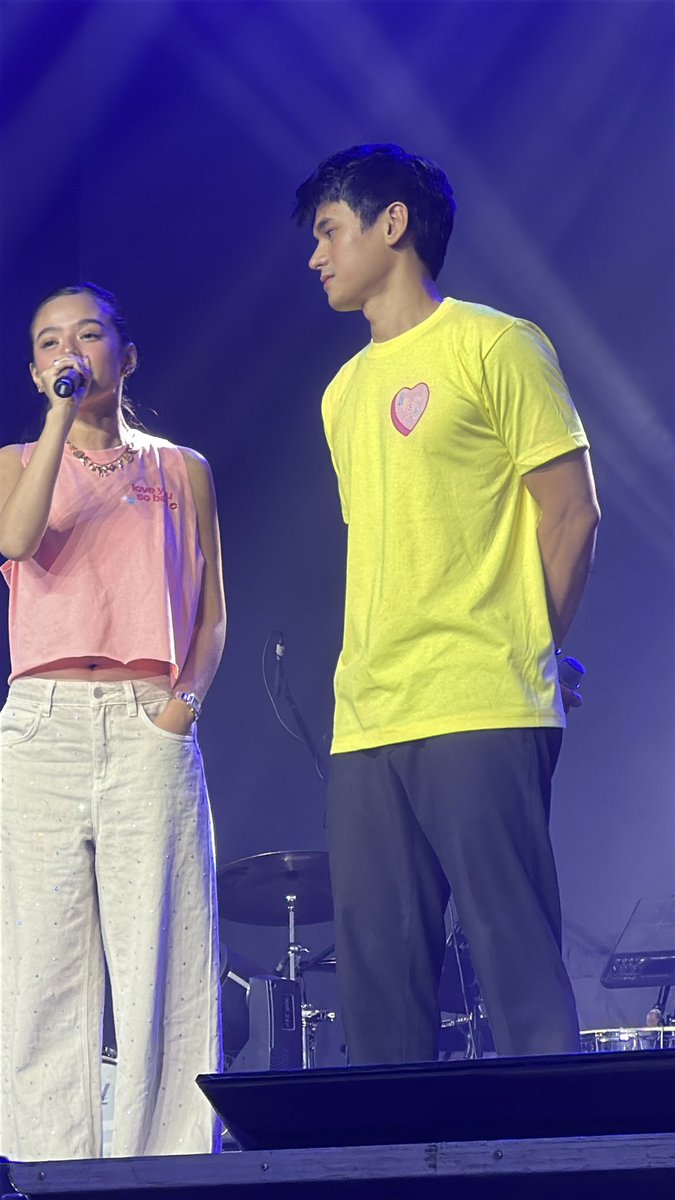 ann4db's tweet photo. yung holding hands sa likod bruhhh hot as hell

DUSTBIAdventure WITH LAVAN
DUSTBIAdventure WITH LAVAN
 https://t.co/FOxQmXOkcr