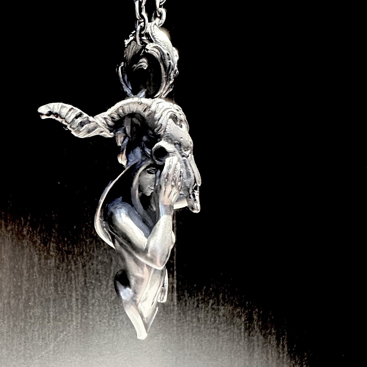 再 入 荷！ Mad Graffitiより 店頭ソールドアウトとなっておりました