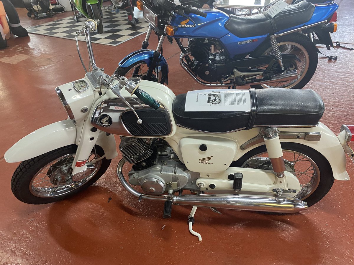 richard s 🏍🎸🏍🤘🥊 tweet media