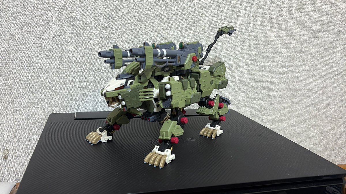 yasu_h56's tweet image. ライガーゼロパンツァー
完成しました✨✨✨
素組みで部分塗装だけなんですが、かっこいい😍😍😍
ただ換装は大変です😅
#ZOIDSHMM
#ライガーゼロパンツァー