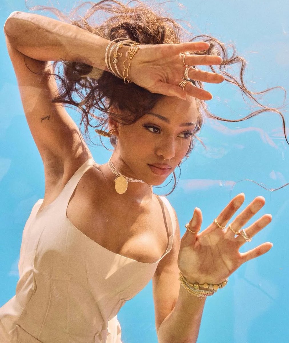 AdelaAccess's tweet image. Manon from KATSEYE has followed ADÉLA back on Instagram after KATSEYE’s concert in LA.

— They now both mutually follow each other