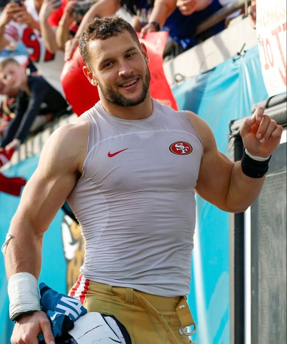 xogeorgio's tweet image. Nick Bosa is objectively handsome.