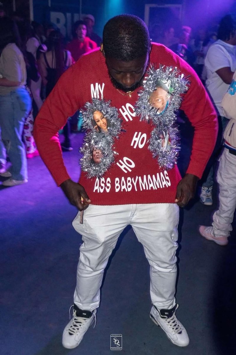 ManishLife_Ty's tweet photo. Thee most diabolical “Ugly Sweater” I’ve ever seen… 😅😂 https://t.co/uZLgrXpzKS