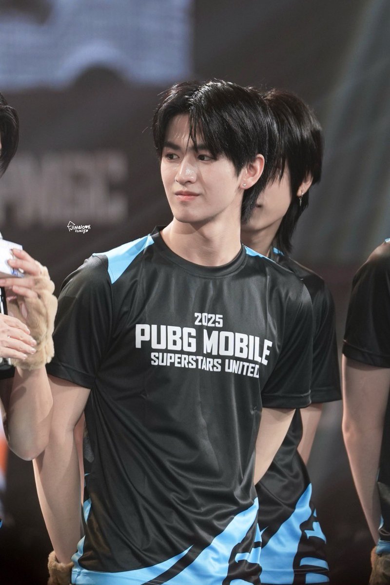 ขอขอบพระคุณ <a href="/PUBGMOBILE/">PUBG MOBILE</a> ที่พาจินวุค #JINWOOKkim และเพื่อน ๆ มาร่วม Showmatch มันส์ ๆ ในงาน PUBG Mobile Global Championship 2025 น้องๆ G1N3 และ BOB เก่งมากทั้ง 2 ทีมเลยย ดูไลฟ์สตรีมสนุกมากก ในอนาคตอยากเห็น BUS ลงตี้ด้วยกันครบ 12 คนนะค้าบบ 🍳🐔

#PUBGMxBUS
#BUSbecauseofyouishine
