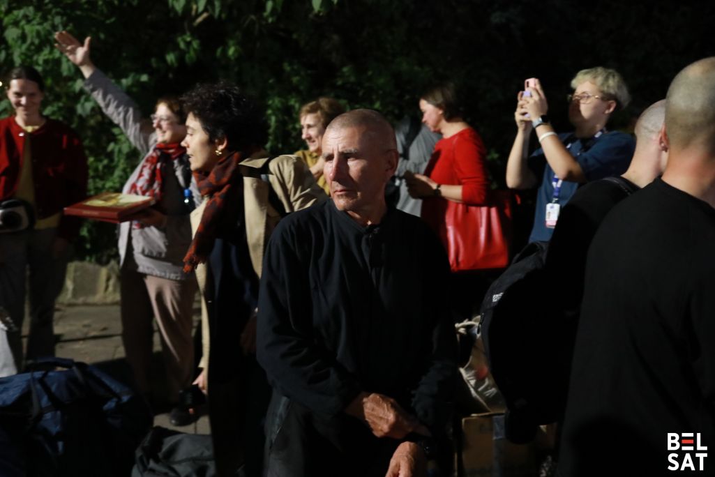 Freedom postcards | Volnyja pashtouki tweet media