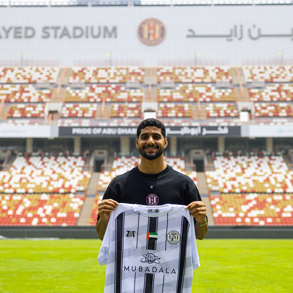 في مثل هذه المباريات تعرف الاجنبي السوبر
حتى جواو فيكتور افضل عنه