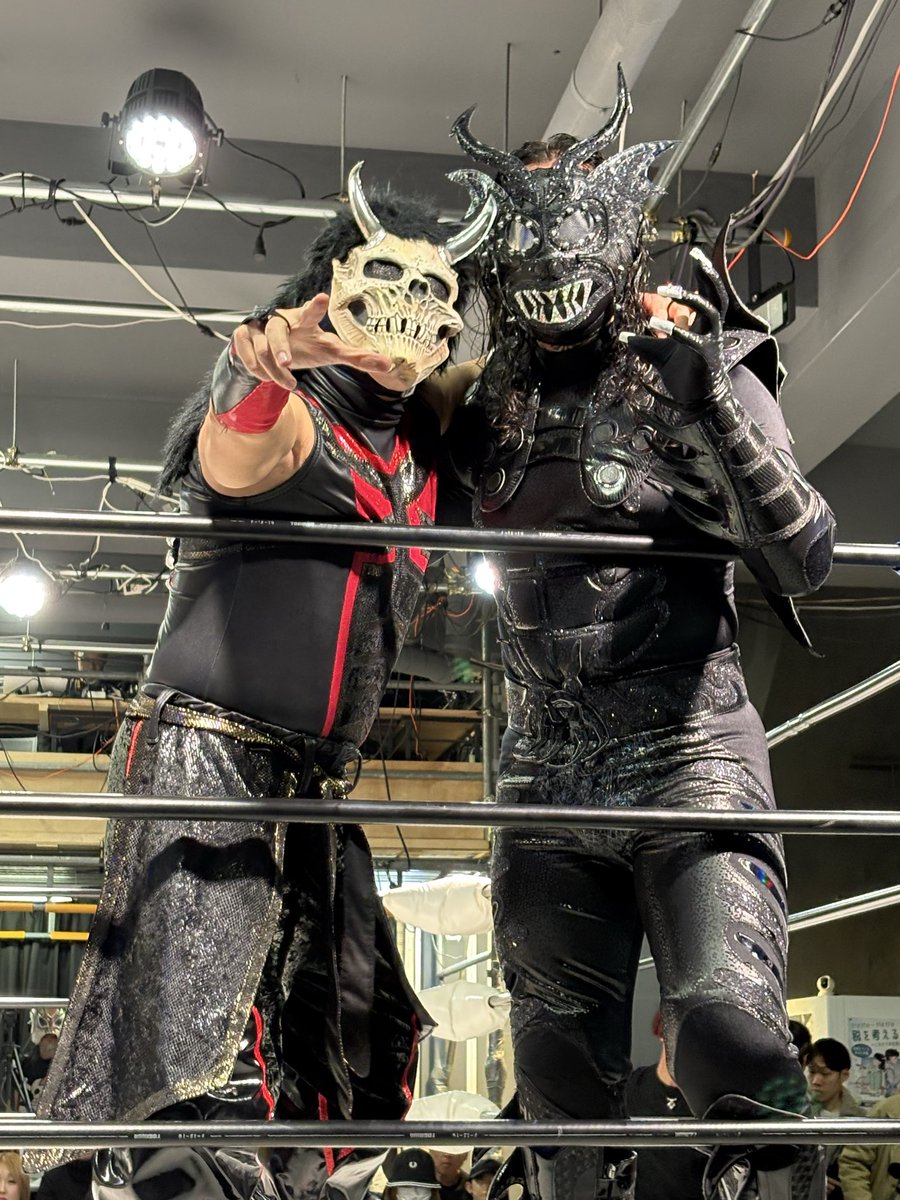 banjo_si's tweet photo. 2025 12.13
ハルミプロレス　
川崎POST DI AMISTAD

どれも絶妙なタッグチーム！

#ハルミプロレス
#仲川翔大
#大谷譲二
#根岸恭平
#SUGI
#神姫楽ミサ
#しのせ愛梨紗
#神楽
#イホ・デル・アレブリヘ https://t.co/FykAaNddtO