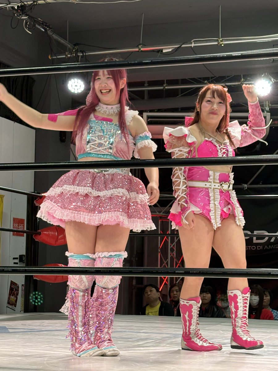 banjo_si's tweet photo. 2025 12.13
ハルミプロレス　
川崎POST DI AMISTAD

どれも絶妙なタッグチーム！

#ハルミプロレス
#仲川翔大
#大谷譲二
#根岸恭平
#SUGI
#神姫楽ミサ
#しのせ愛梨紗
#神楽
#イホ・デル・アレブリヘ https://t.co/FykAaNddtO