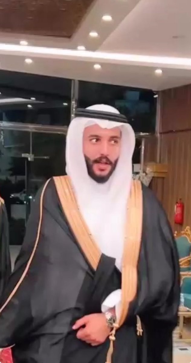 أقيم ليلة البارحة حفل زواج الشاب / حمد بن حمد بن علي بن حمد بن إبراهيم الـ دويرج  في قاعة #الوليد_الذهبي في #المدينه_المنورة على كريمة / صبري بن حمدان بن قياض العمري الحربي في حفل حضره لفيف من الاهل والأصدقاء والاقارب ( بارك الله لهما وبارك عليهما وجمع بينهما بخير ) ..