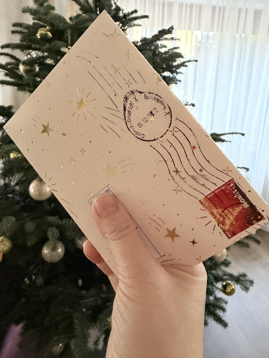 А мне письмо! 
Спасибо, дорогая <a href="/Bjorktobe/">someone</a>,  за приятные слова и прекрасное пожелание! 
И тебе счастливого следующего года😘😘😘