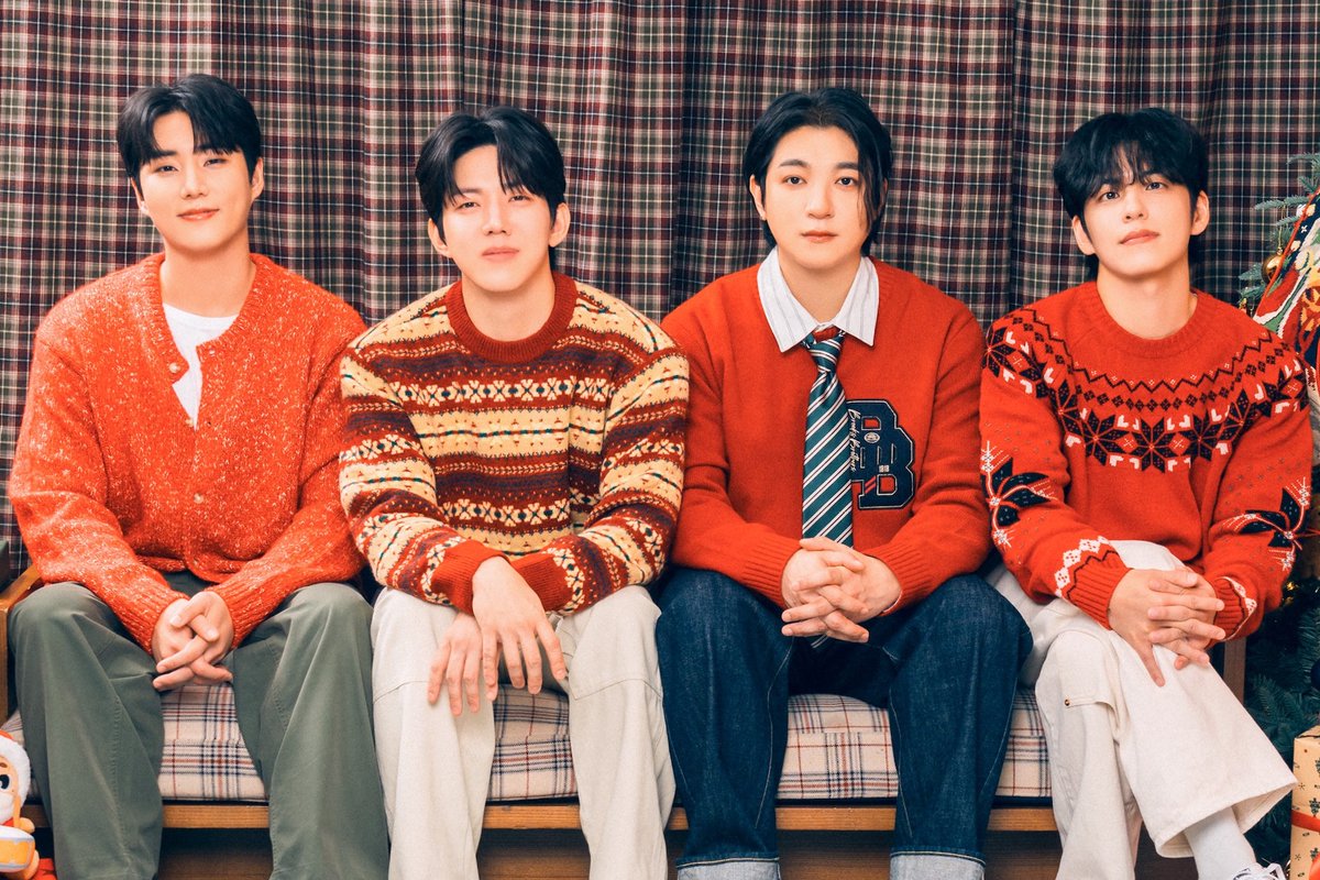 soompi's tweet photo. #DAY6 Poses In Teasers For Upcoming Single "Lovin' the Christmas" 
https://t.co/9zmODfFTPO https://t.co/qiP4z4qOui