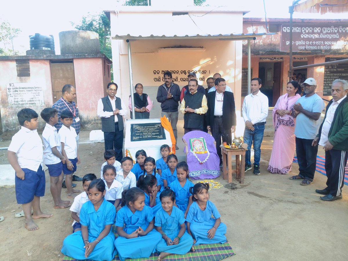 PRO_OFBL_A UNIT OF MIL tweet media