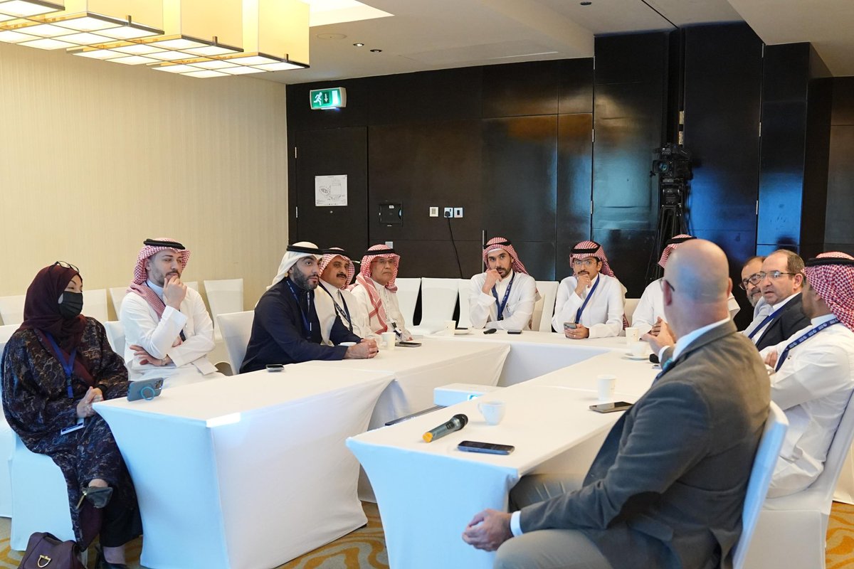 مستشفى الملك خالد التخصصي للعيون ومركز الأبحاث tweet media